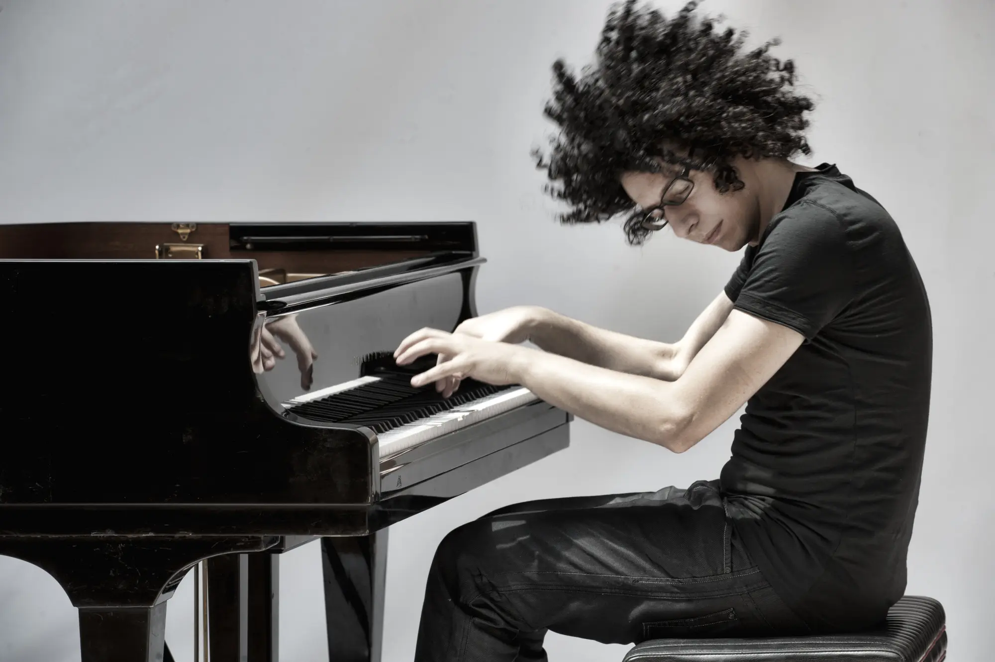Giovanni Allevi, l'alieno del pianoforte alle Olimpiadi del 2012