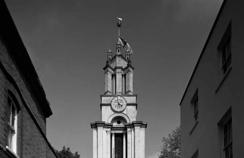 Louis Vuitton presenta "Nicholas Hawksmoor: Methodical Imaginings" alla Mostra Internazionale di Architettura di Venezia 