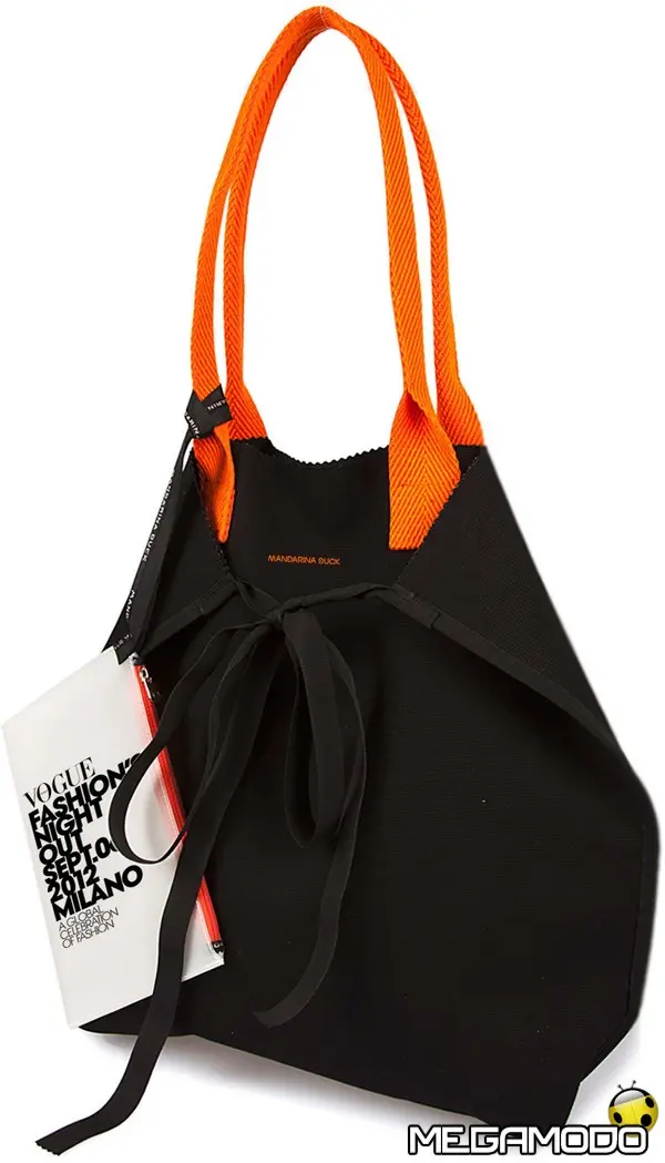 md in vogue firmata mandarina duck