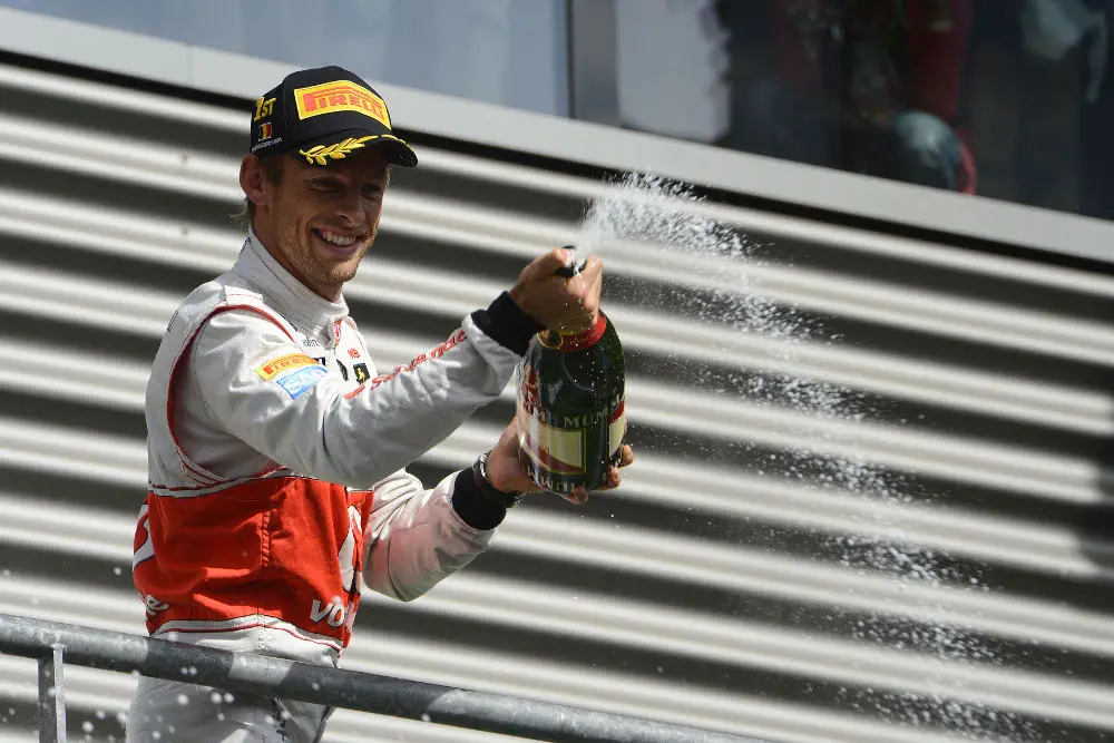 Gran Premio del Belgio, Button con Pirelli ottiene la seconda vittoria stagionale