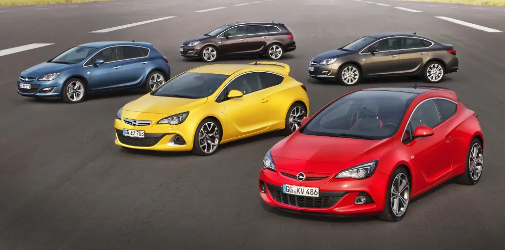 Nuova gamma Opel Astra, motori potenti e design rinnovato