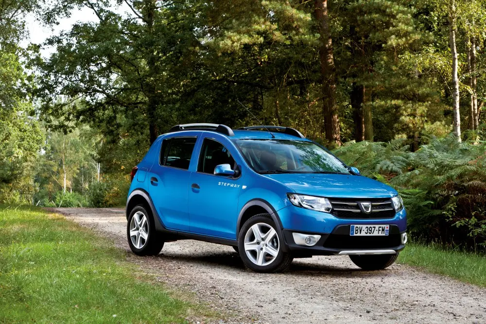Dacia con nuova Logan, Sandero e Sandero Stepway al Salone di Parigi 2012
