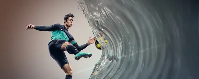 Scarpe da calcio Nike con tecnologia "All Conditions Control"