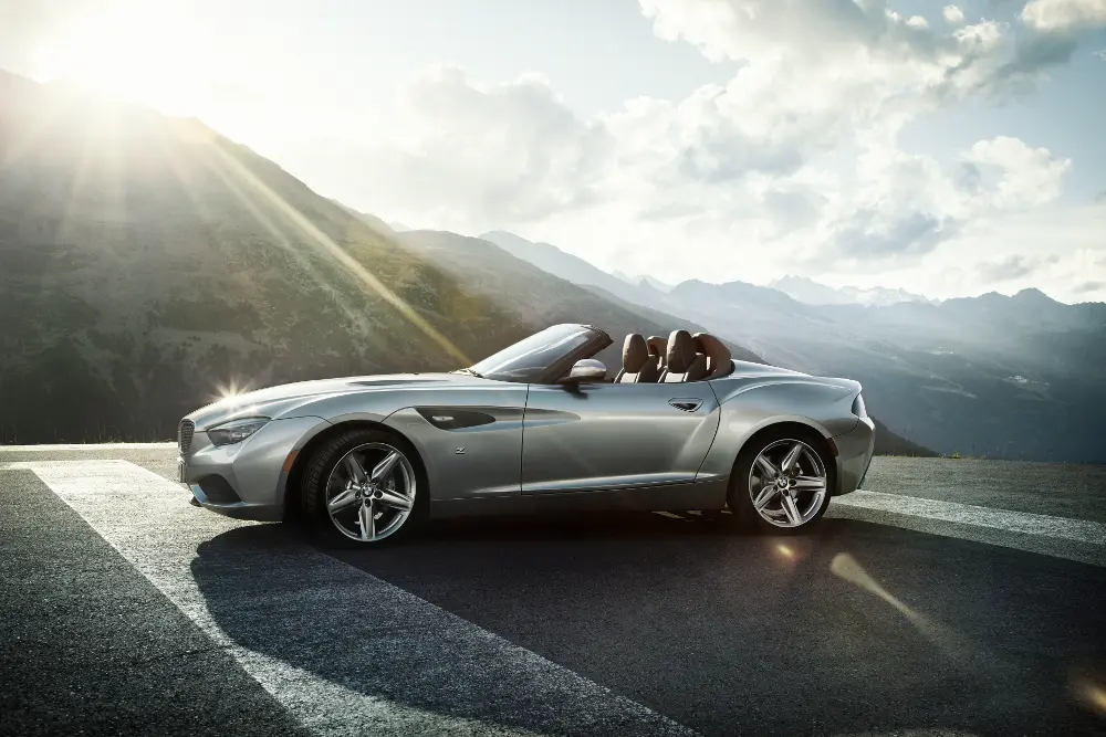BMW Roadster Zagato, carattere sportivo e poderoso 