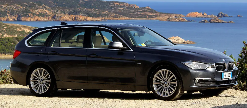 Nuova BMW Serie 3 Touring, un nuovo concetto di eleganza e versatilità 