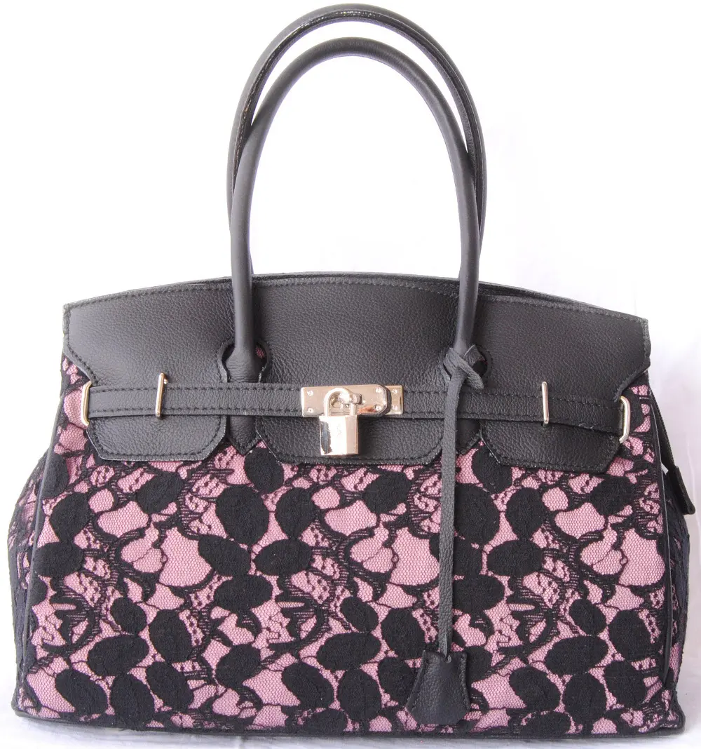 Kama Bag di Sweet Papillon, la nuova borsa in pizzo e pelle 