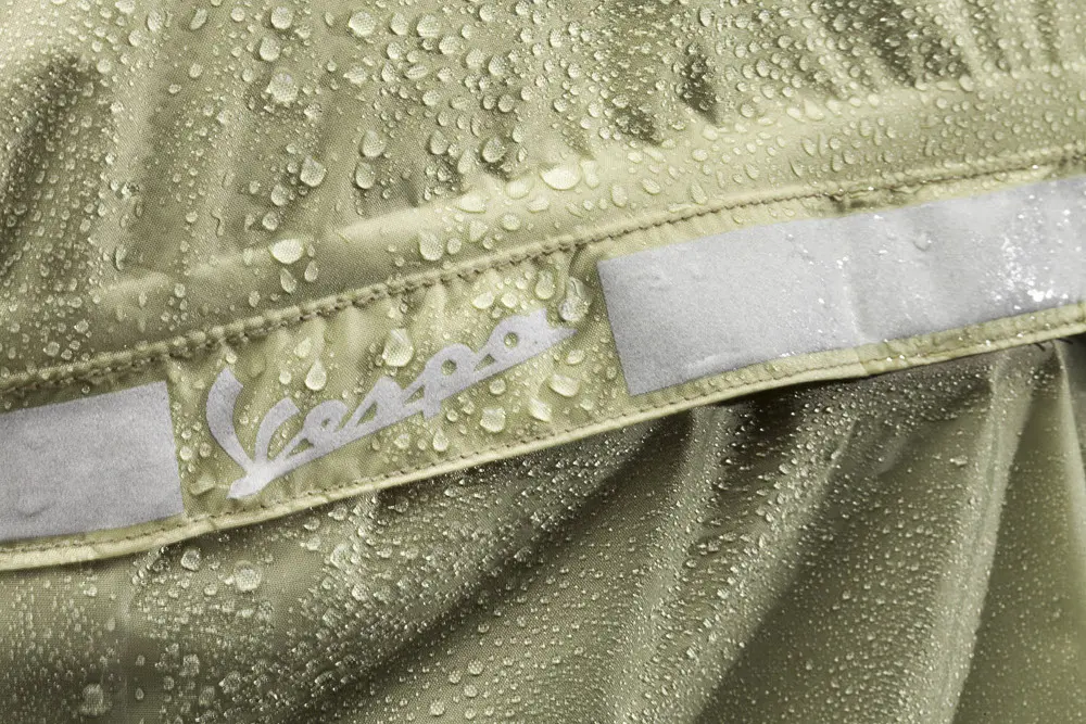 Nuova collezione Vespa Rider Essentials, abbigliamento e accessori