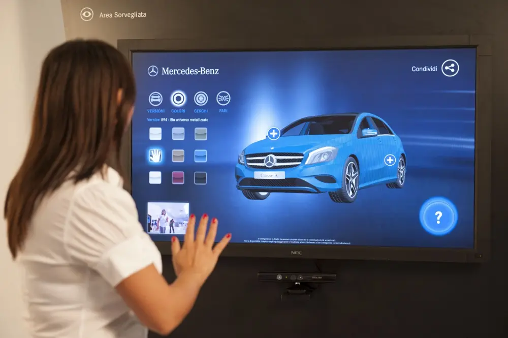 Il primo ‘Visionary store’ Mercedes-Benz a Milano