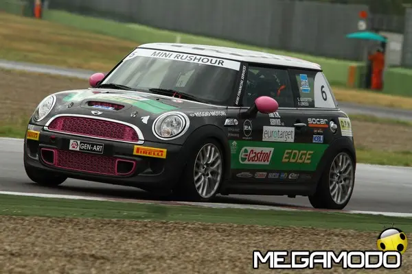 foto claudia cavalleri 0311