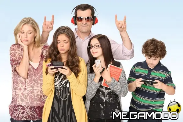 mtv italia modern family julie bowen e famiglia