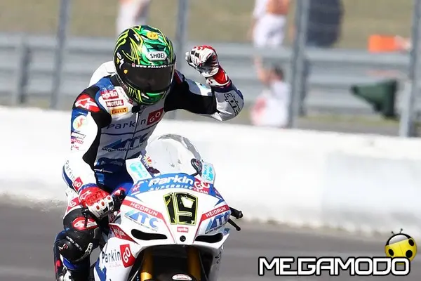 nurburgring davies finish1