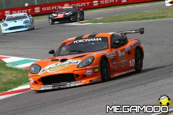 Il weekend di Happy Racer, Mark Speakerwas positivo al Mugello