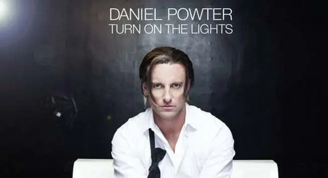 Da oggi in radio torna Daniel Powter con il nuovo singolo Crazy all my life