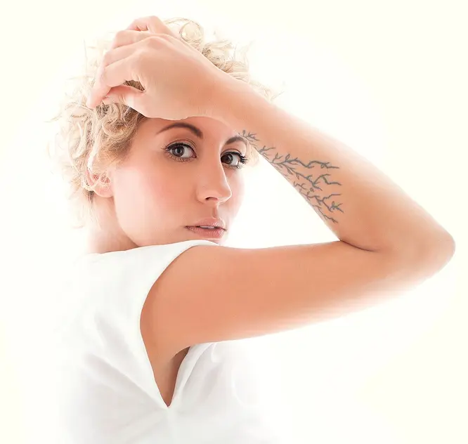 Malika Ayane, Tre Cose è il brano italiano più trasmesso dalle radio