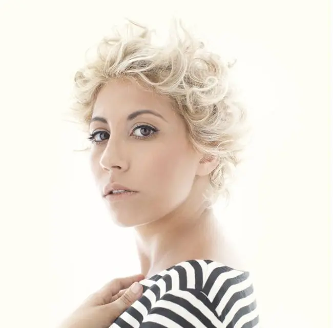 Ricreazione di Malika Ayane è il disco più venduto della settimana