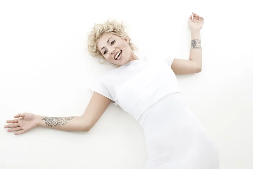 L'attesa è finita : è uscito Ricreazione, l'ultimo cd d'inediti di Malika Ayane