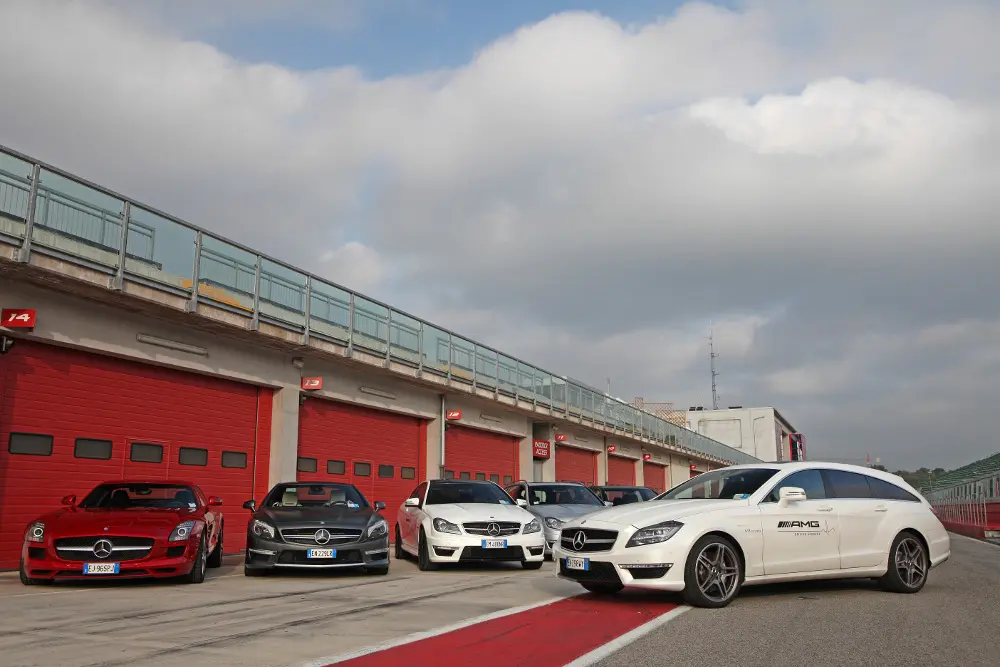 Mercedes CLS 63 AMG Shooting Brake all’AMG Driving Academy italiana