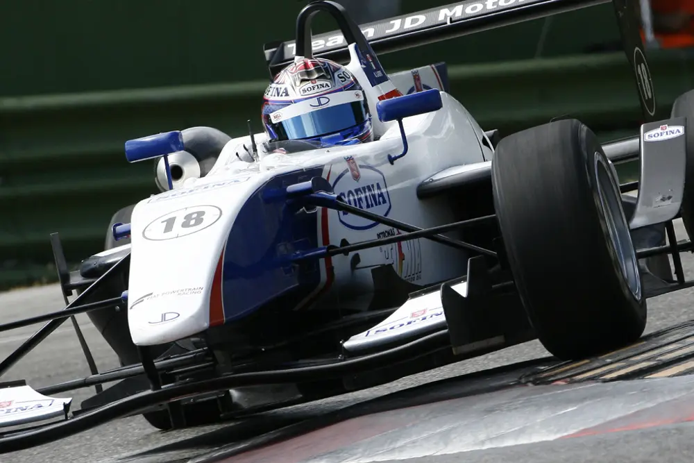 Formula 3, Nicholas Latifi pronto per l'ultimo round a Monza