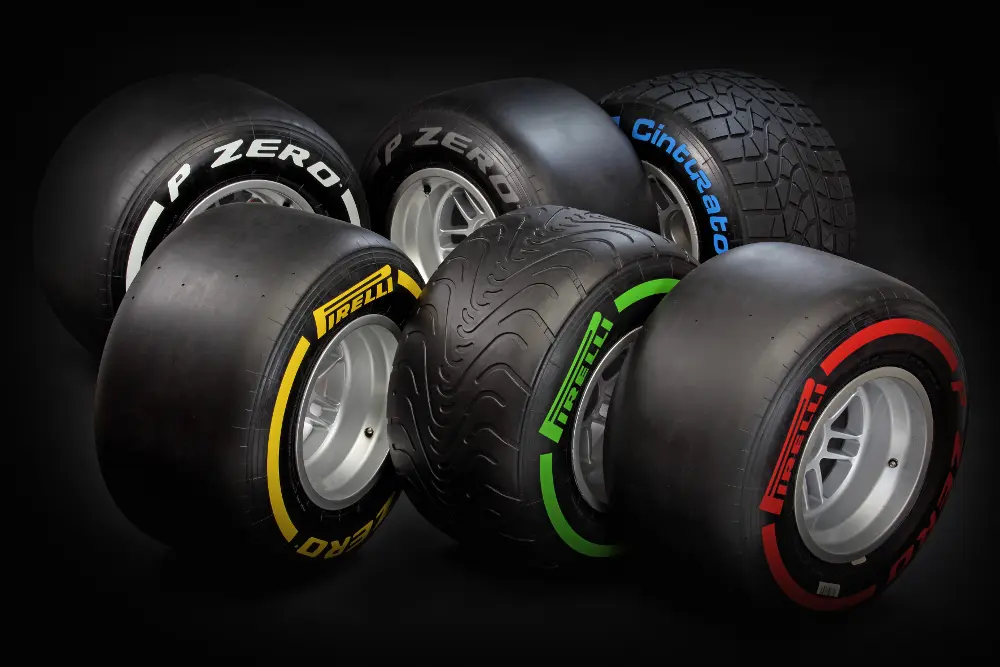 Formula Uno, Pirelli annuncia la scelta delle mescole per le ultime tre gare della stagione 