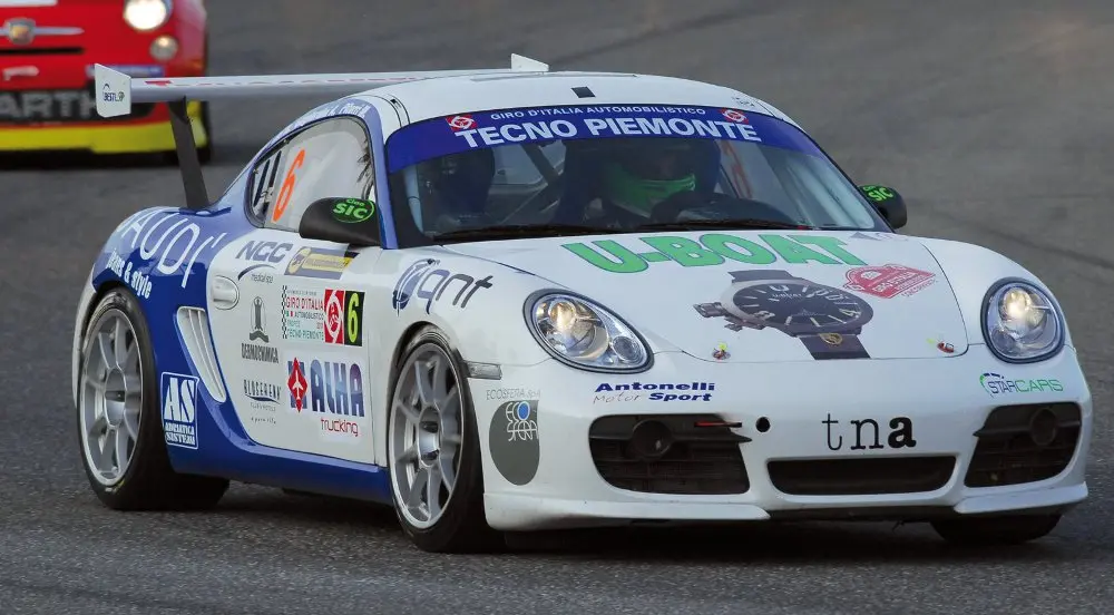 Best Lap con la Porsche Cayman GT4 alla 200 Miglia di Vallelunga