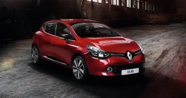 Renault-“Muoversi Sempre Pneumatici”, il nuovo servizio di assistenza stradale