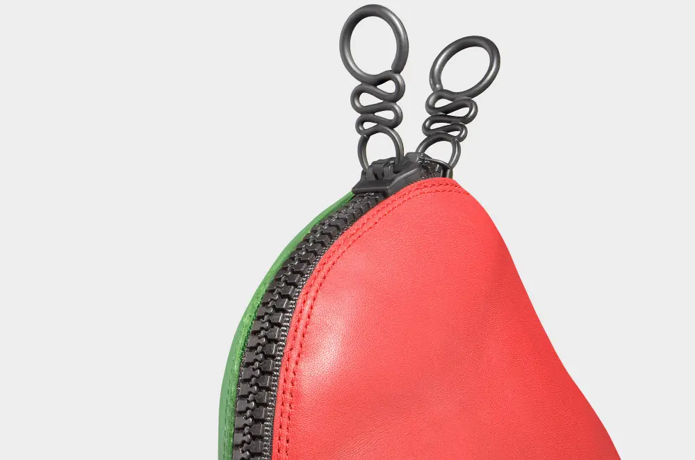 FitFlop con Ron Arad per la nuova scarpa ZipFlop