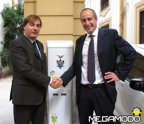 inaugurazione colonnina 02 hi