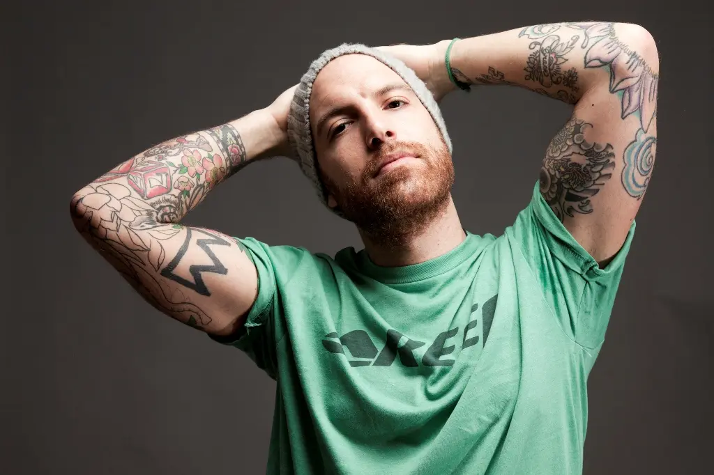 Jack Caselli in concerto alla Salumeria della Musica per presentare il nuovo album