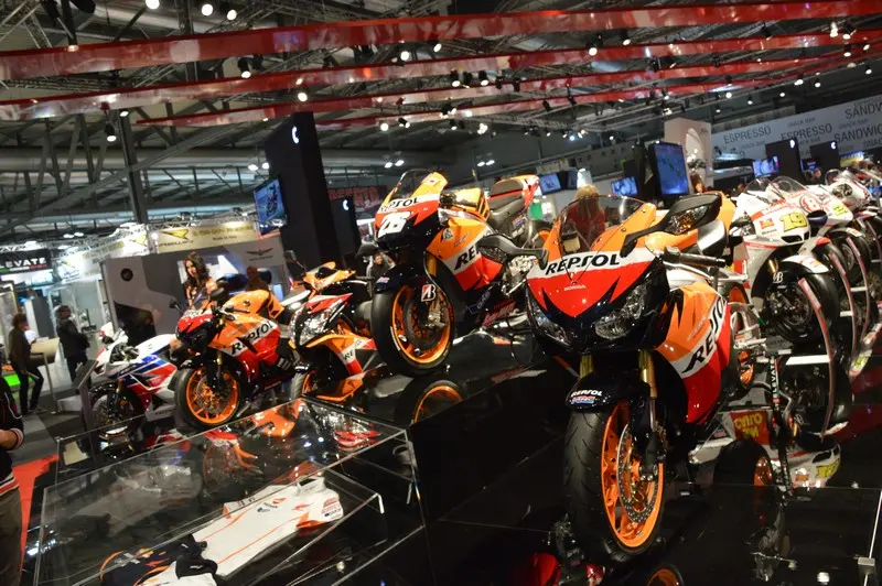 Honda CBR600RR 2013, grande attenzione al controllo e alla maneggevolezza