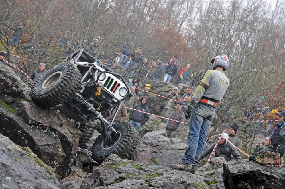 Warn Trophy 2012, Team BDS e Team Ciani Renegade Verde sono i campioni italiani