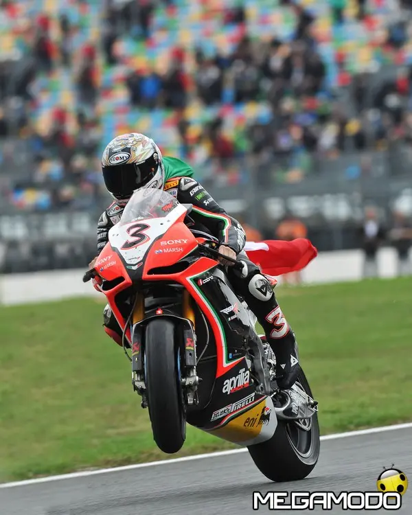 biaggi aprilia campioni sbk 2012