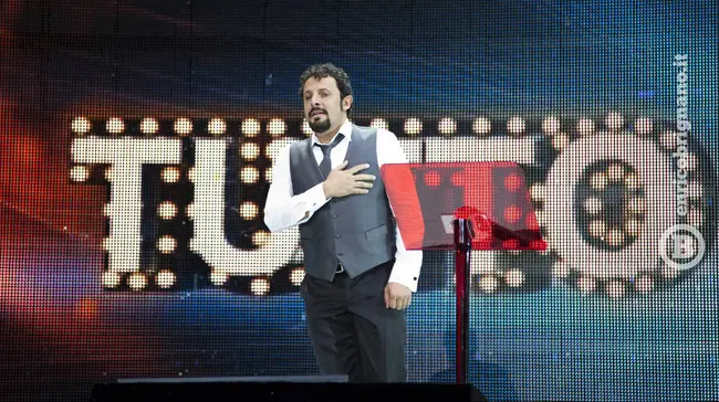 Ford B-Max per il tour di Enrico Brignano