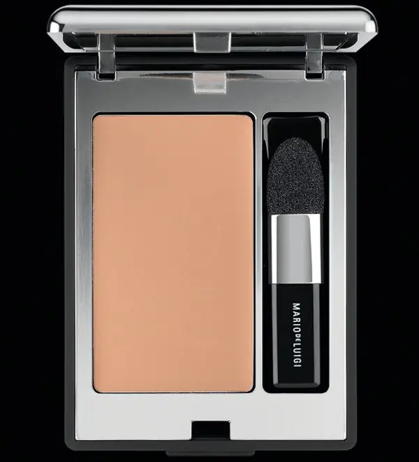 Mario De Luigi, il segreto dei fondotinta colati 