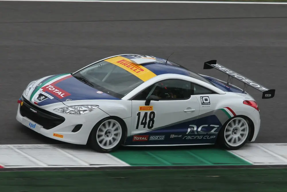 Il Trofeo Peugeot RCZ Racing Cup 2013 parte dal Motor Circus