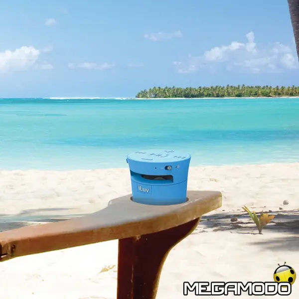 isp165 lifestyle beach blu 062912