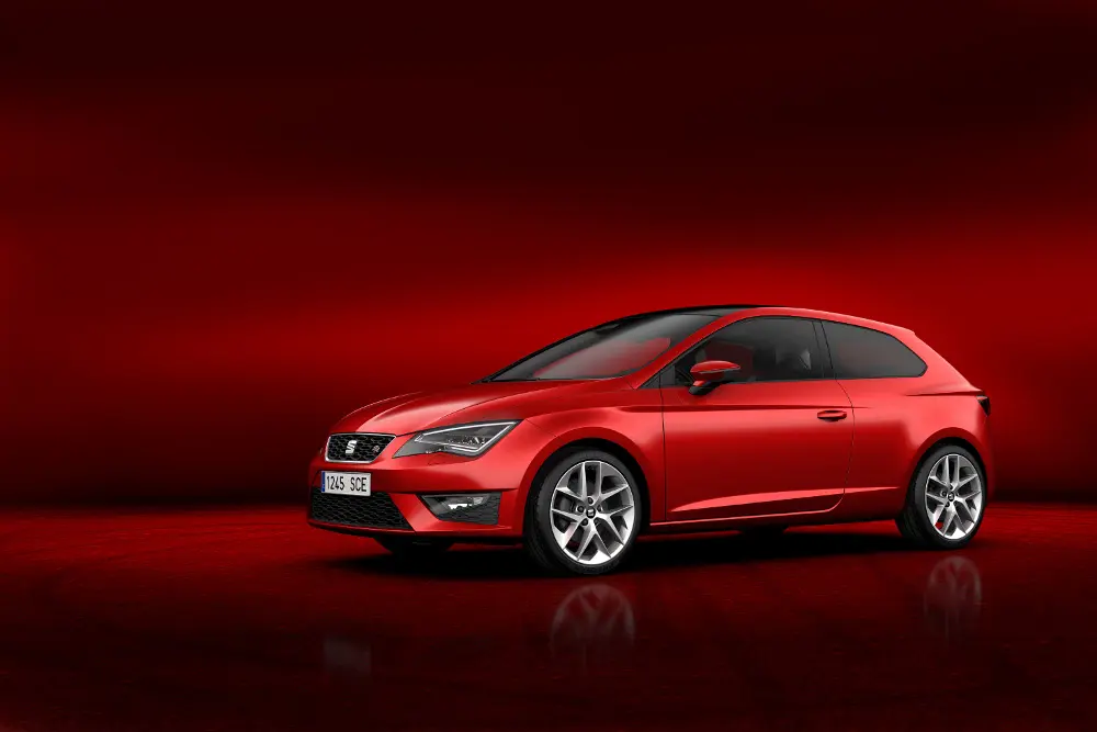 Nuova SEAT Leon SC: mix di design e dinamica