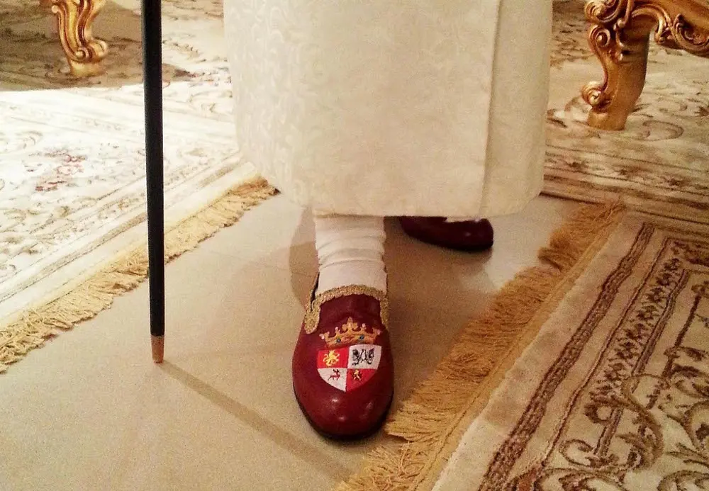 Le scarpe di Adriano Stefanelli per l'Admor di Malta sono made in Novara