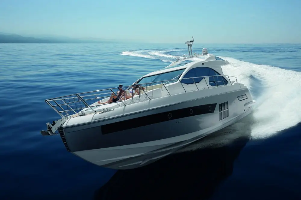 Azimut Yachts e Atlantis al Salone Nautico di Istanbul 2013