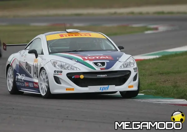 Peugeot RCZ Racing Cup 2013, prima giornata di test all’Autodromo di Cremona