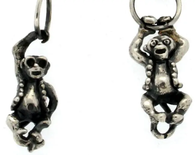 Nuovi orecchini rock monkeys di Manuel Bozzi con simpatiche scimmiette