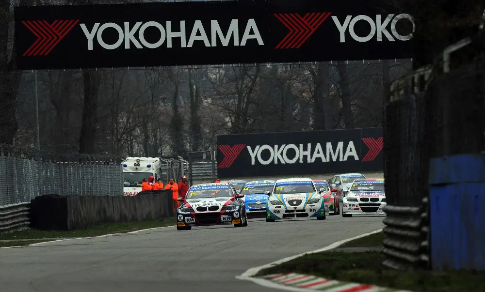 Il Campionato Mondiale Turismo 2013 riparte da Monza