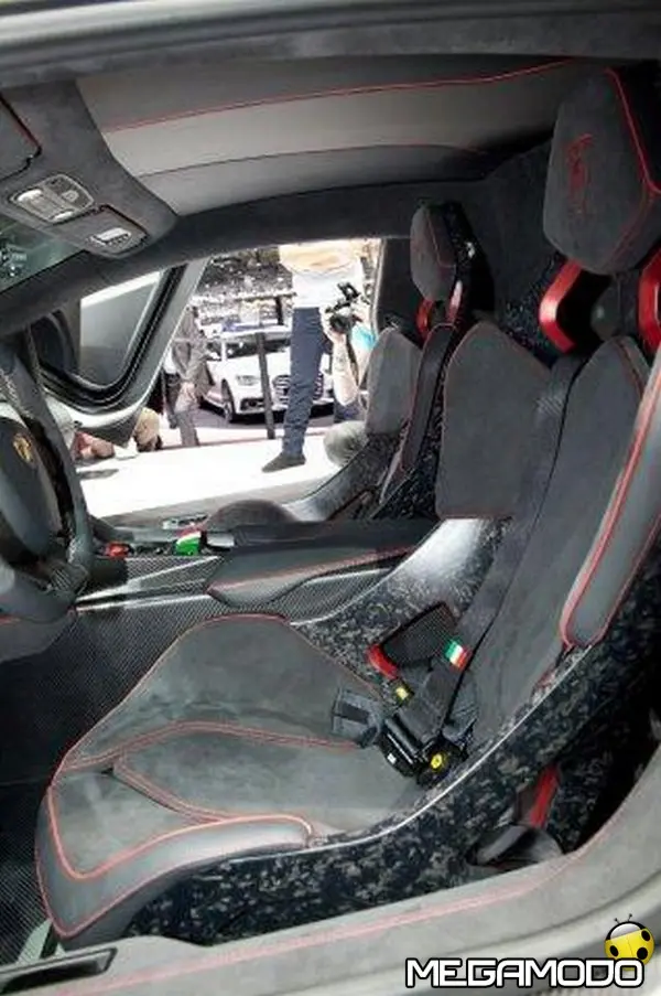 lamborghini veneno hnnl3o6krgiry69mkxsejrx19xas5lxpml4hdsme6o0