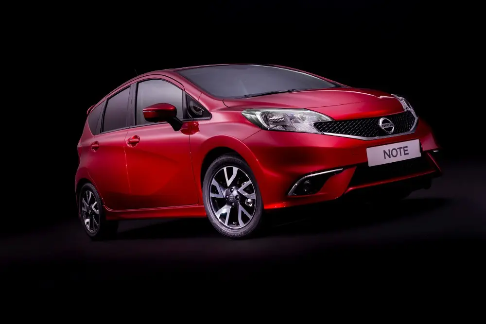 Nissan Note con sistema Around View Monitor, visuale a 360° 