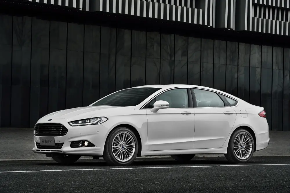 Ford con Mondeo e Fiesta ST al Salone di Shangai