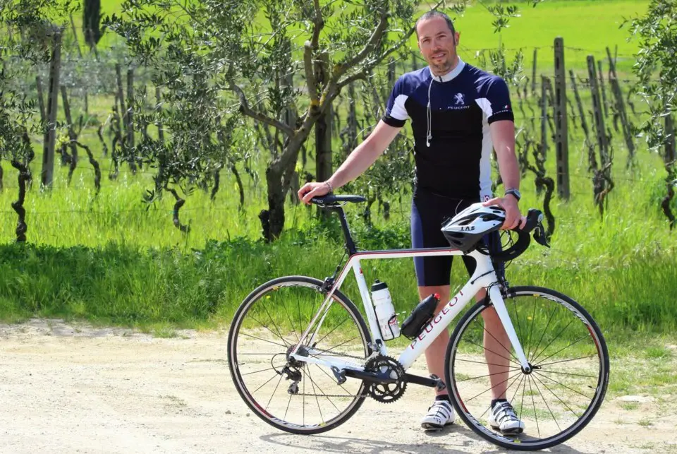 Peugeot Ultrarider: avventura in bici da Parigi a Milano in 144 ore