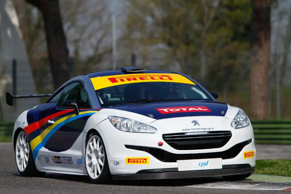 Il Trofeo Peugeot RCZ Racing Cup 2013 debutta a Vallelunga 