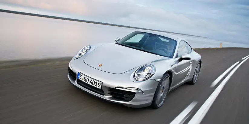 Porsche: aumento del 21% delle consegne ad aprile
