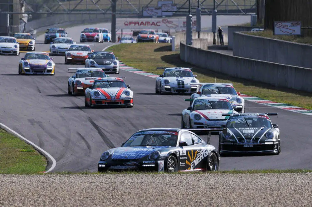 Targa Tricolore Porsche-2° round, duello tra campioni ad Imola