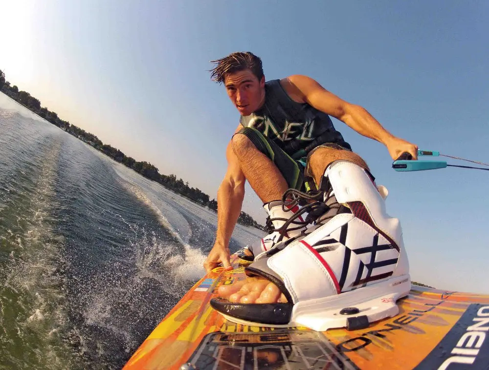 GoPro Hero3 Black Surf, la action cam per tutti gli sport in acqua