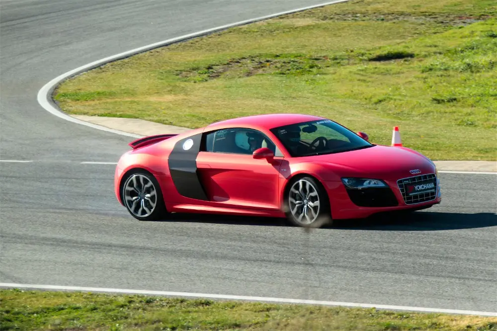 Pneumatici Yokohama ADVAN Sport V105, il massimo della precisione e delle prestazioni